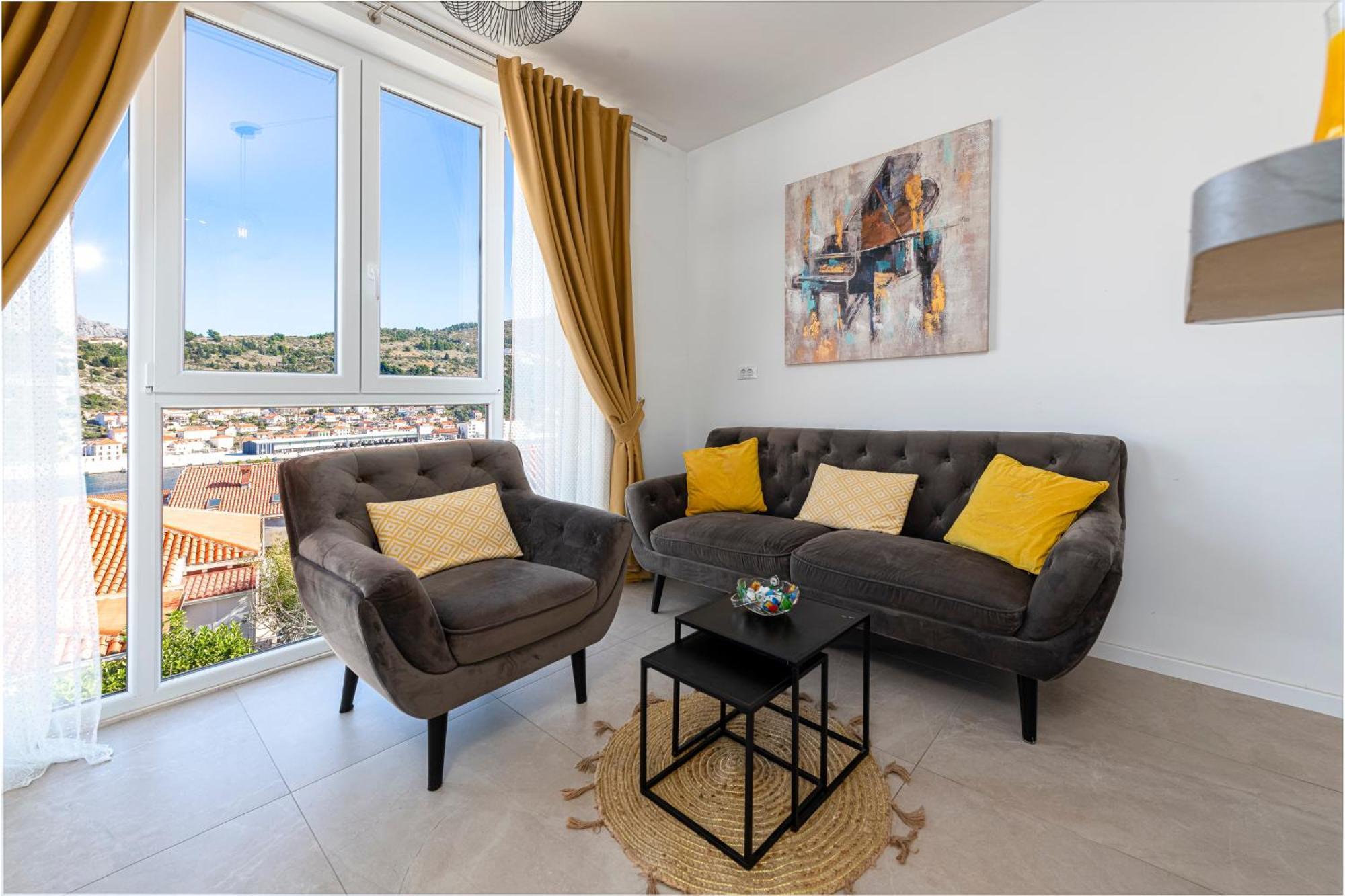 Oyo Deluxe Apartments 杜布罗夫尼克 外观 照片